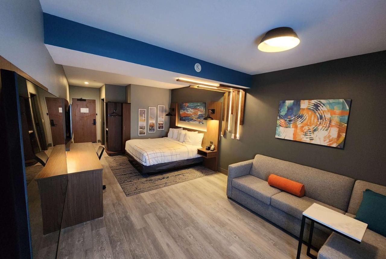 La Quinta Inn & Suites By Wyndham Del Rio Exteriér fotografie