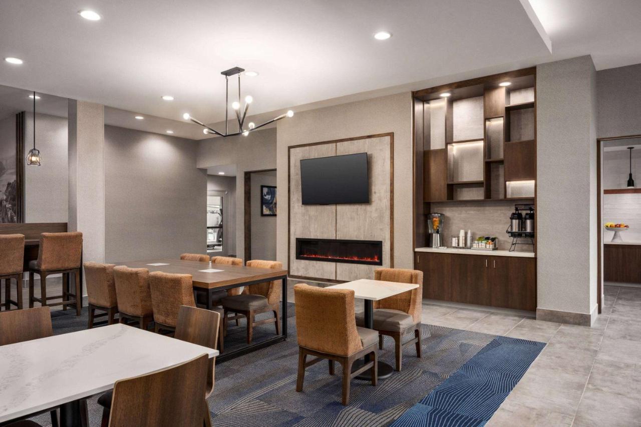 La Quinta Inn & Suites By Wyndham Del Rio Exteriér fotografie